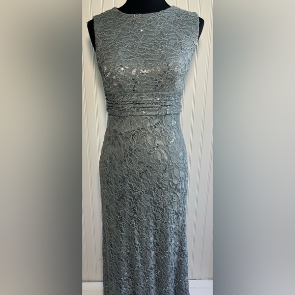 JS Collections Sleeveless Lace Sequin Gown Long Dress Gray Silver Womens Size 6 - Picture 3 of 16